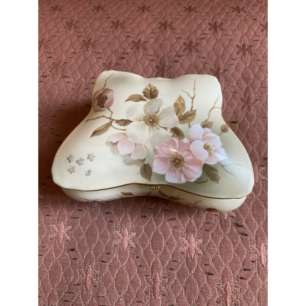 Victorian Garden Dogwood Porcelain Music Trinket Box For COR Japan Butterfly O2